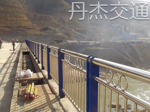 有信誉度的桥梁护栏厂家当属常州丹杰交通 天津桥梁护栏厂家